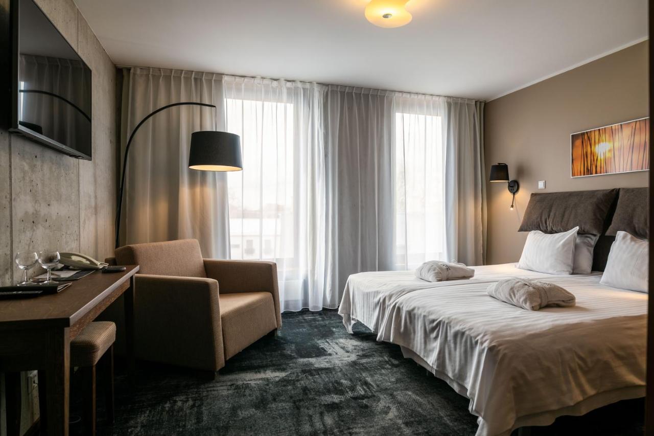 Johan Design & Spa Hotel Kuressaare Exterior photo
