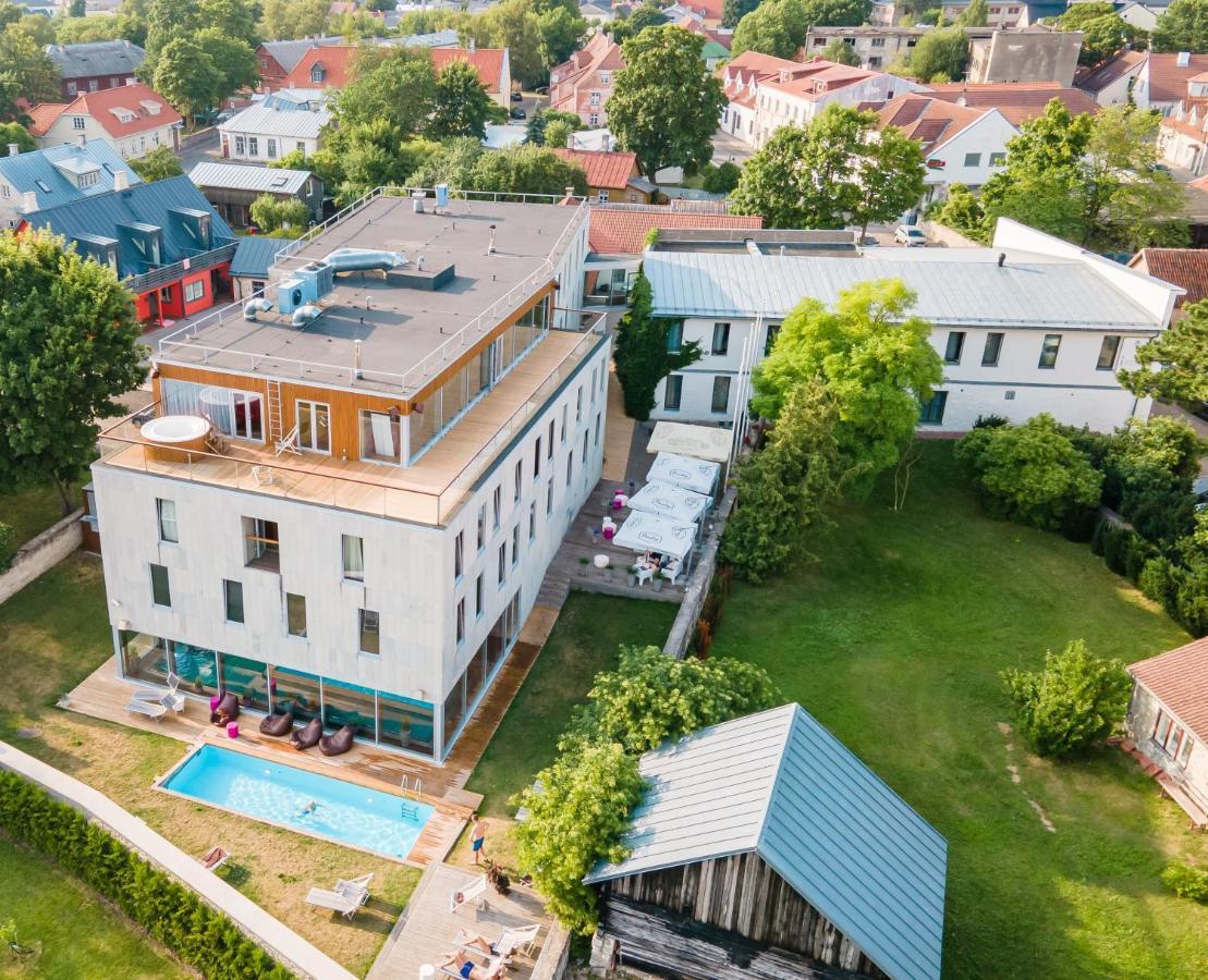 Johan Design & Spa Hotel Kuressaare Exterior photo