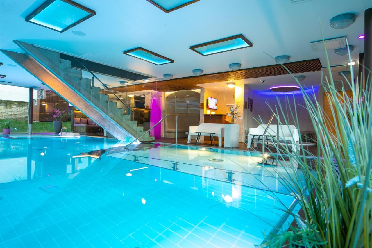 Johan Design & Spa Hotel Kuressaare Exterior photo
