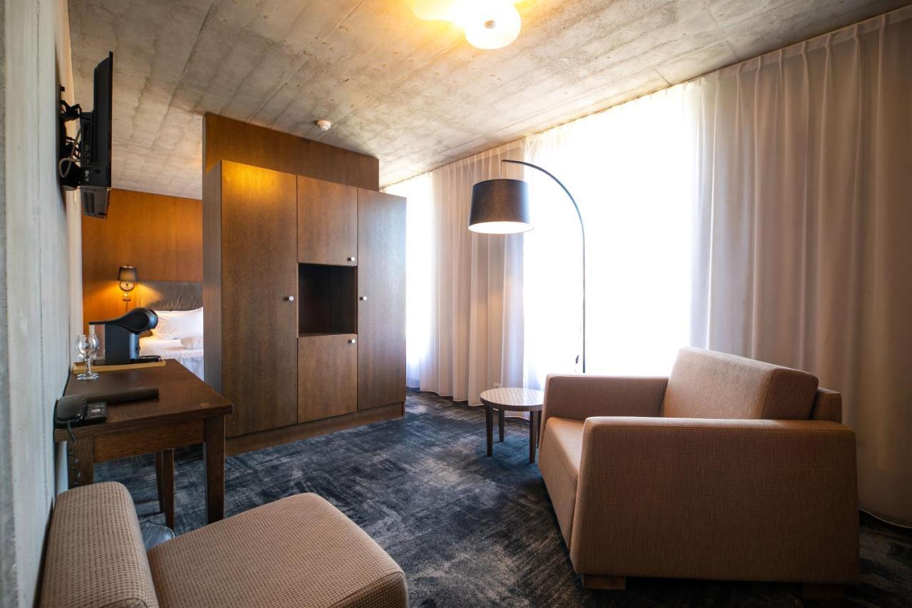 Johan Design & Spa Hotel Kuressaare Exterior photo