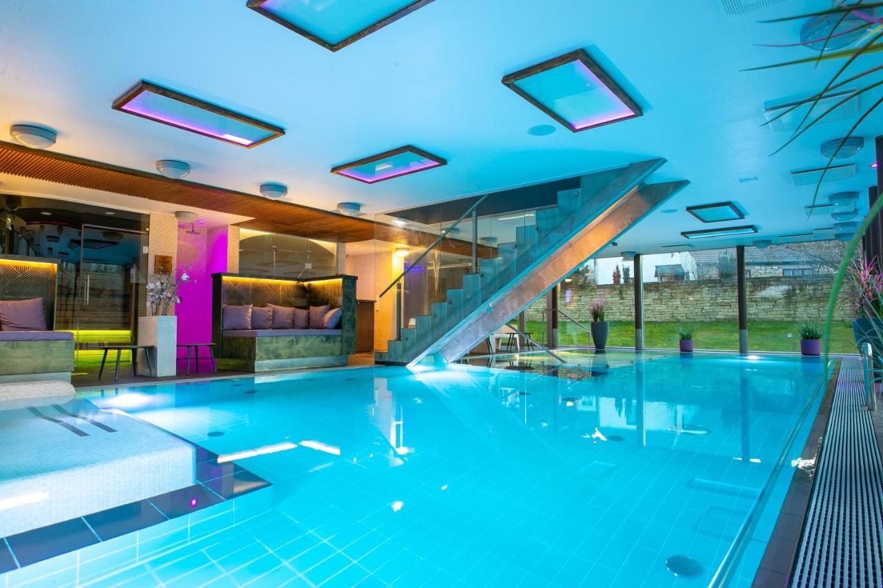 Johan Design & Spa Hotel Kuressaare Exterior photo