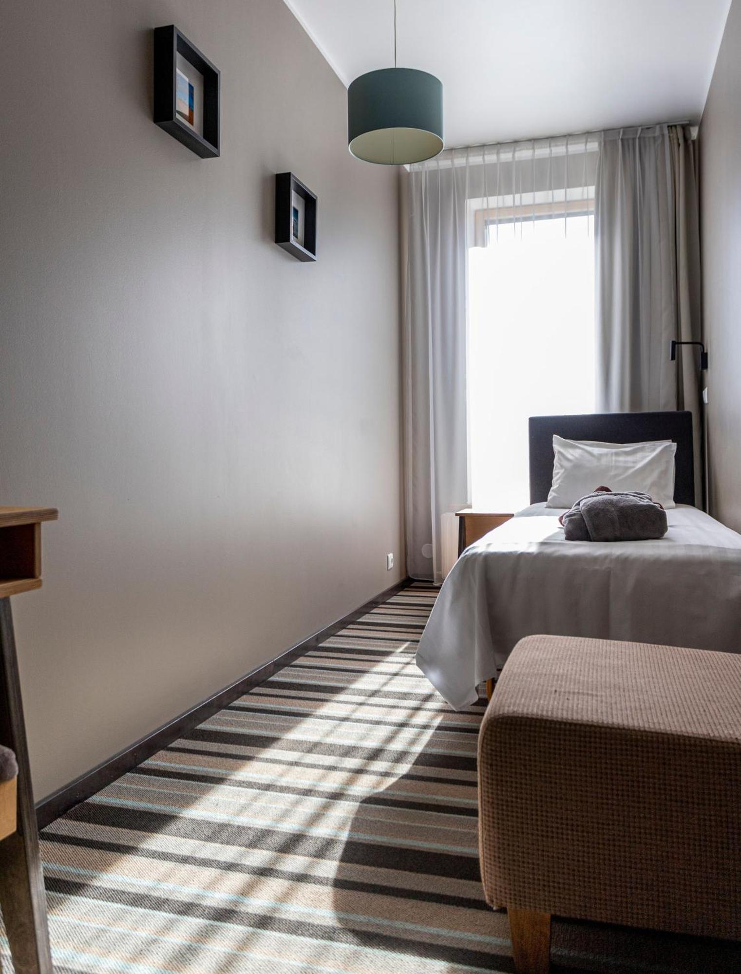Johan Design & Spa Hotel Kuressaare Room photo