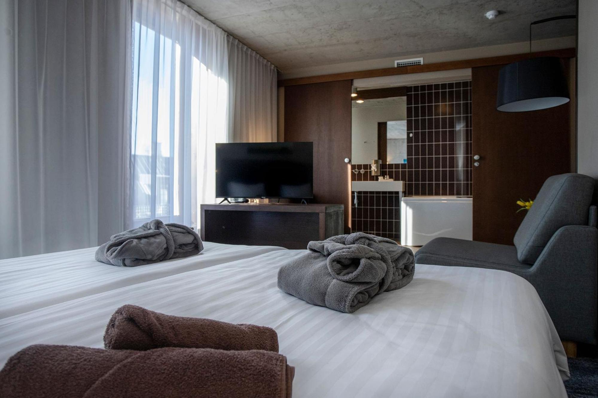 Johan Design & Spa Hotel Kuressaare Exterior photo