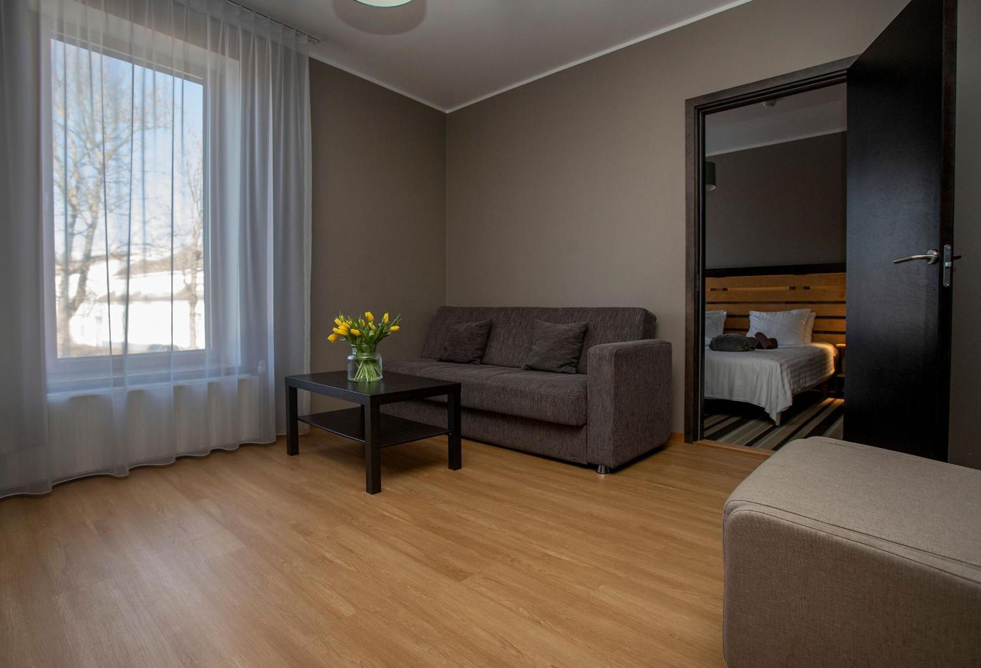 Johan Design & Spa Hotel Kuressaare Exterior photo